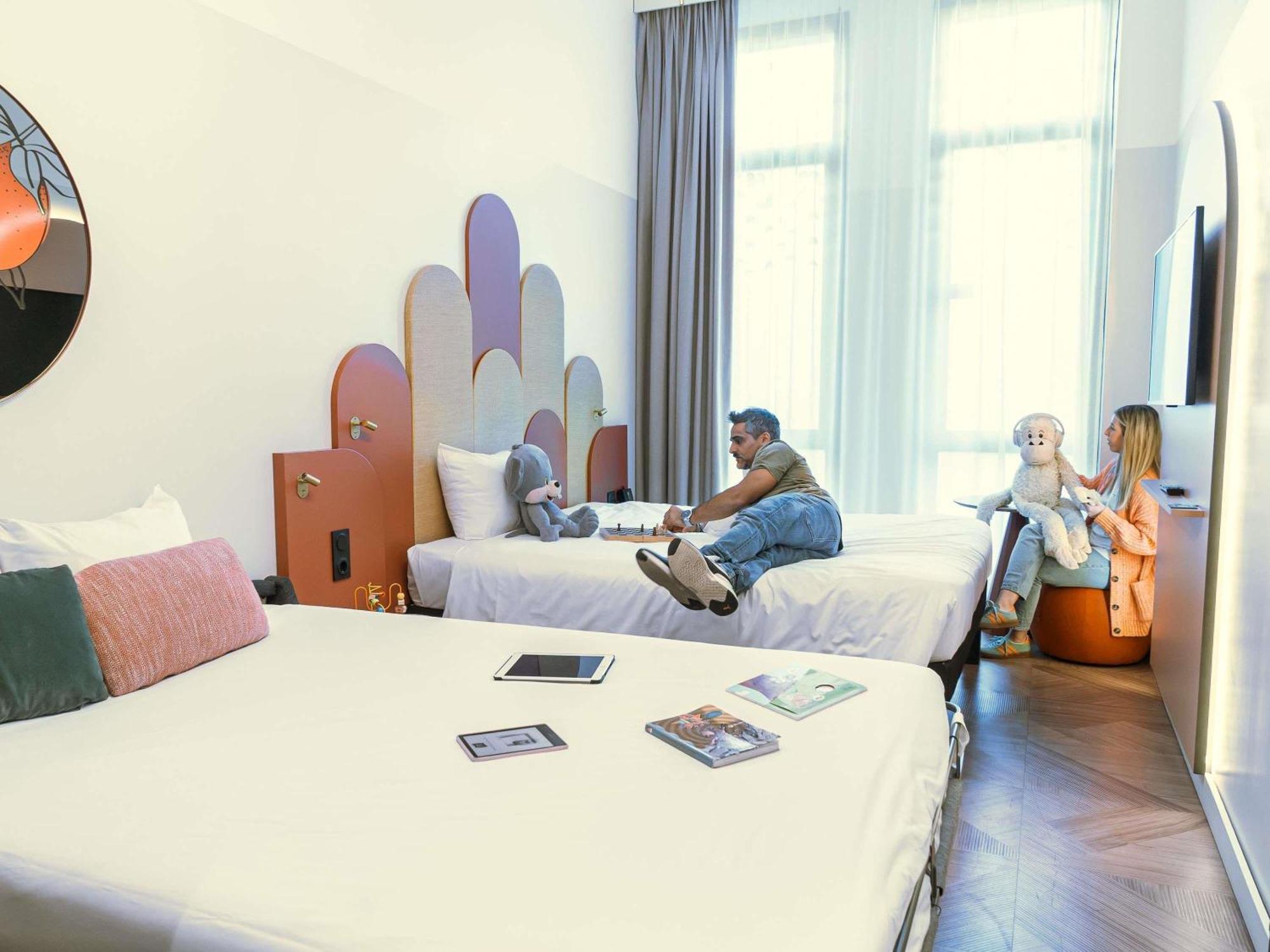 Ibis Styles Sevilla City Santa Justa Exterior photo