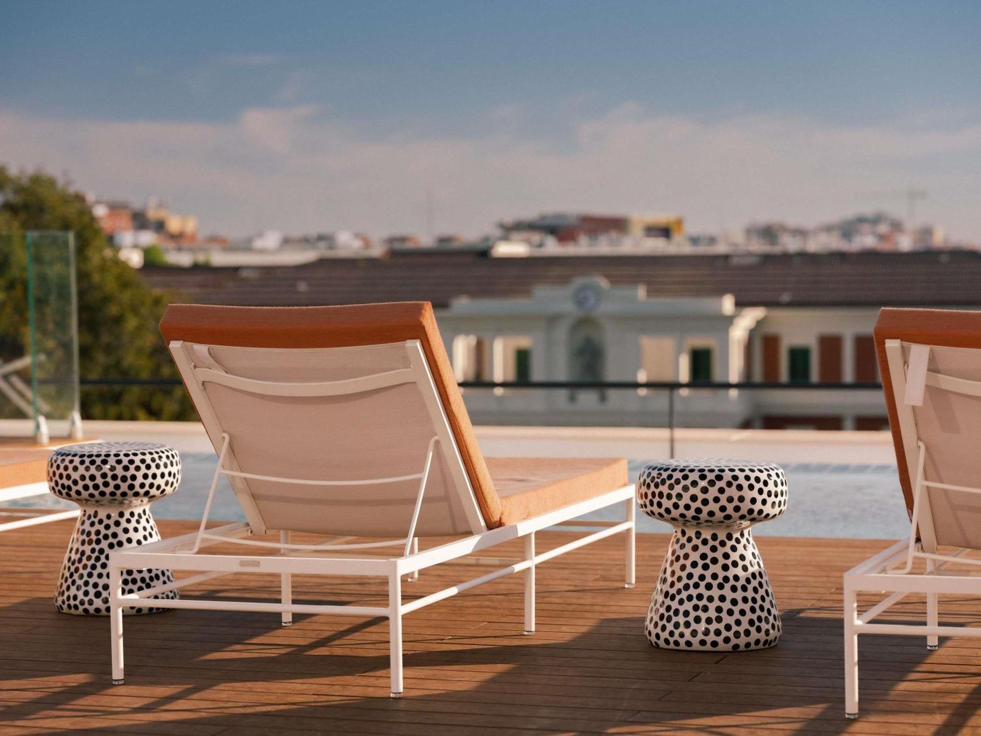 Ibis Styles Sevilla City Santa Justa Exterior photo